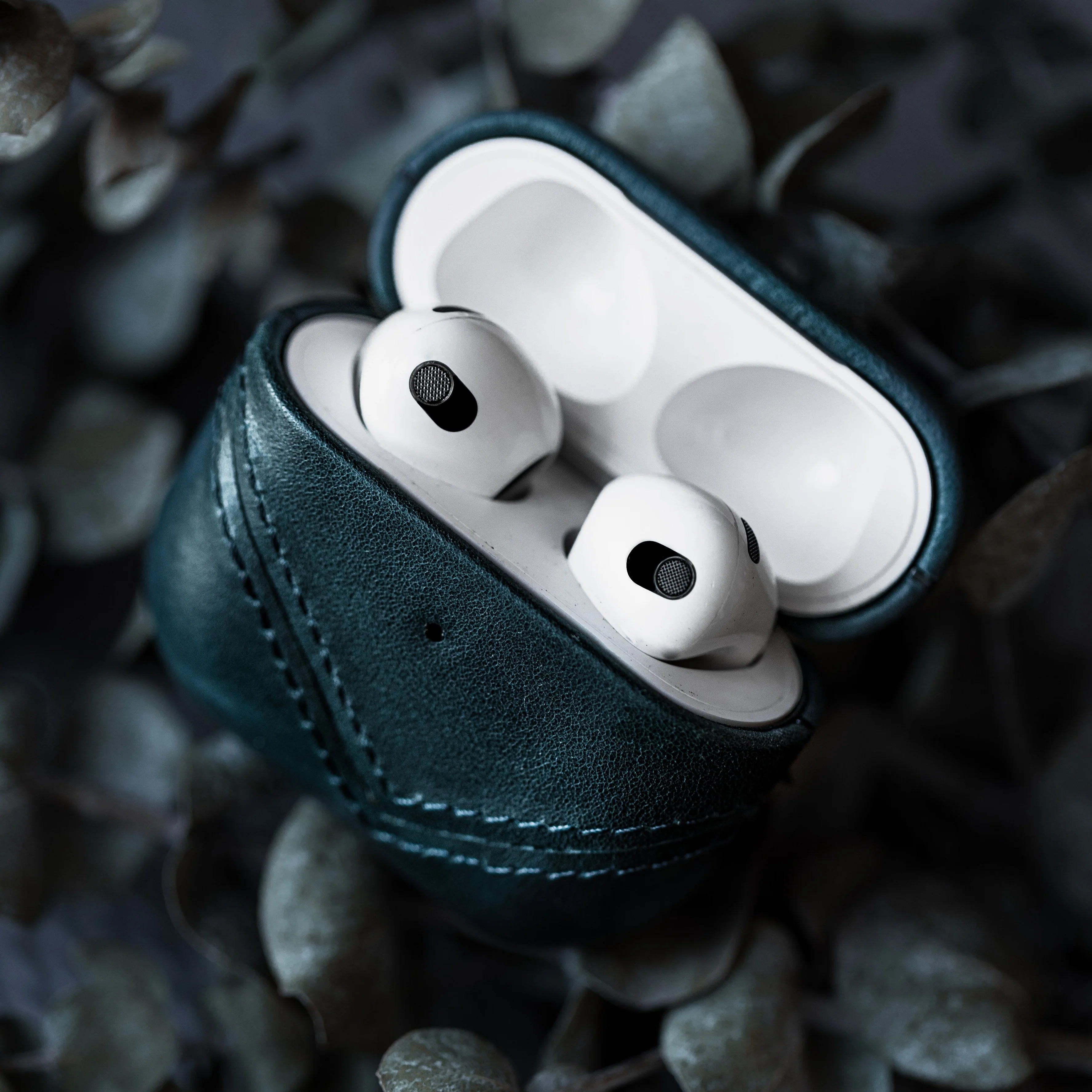 Leather AirPods Cases - OCEAN - Image 11