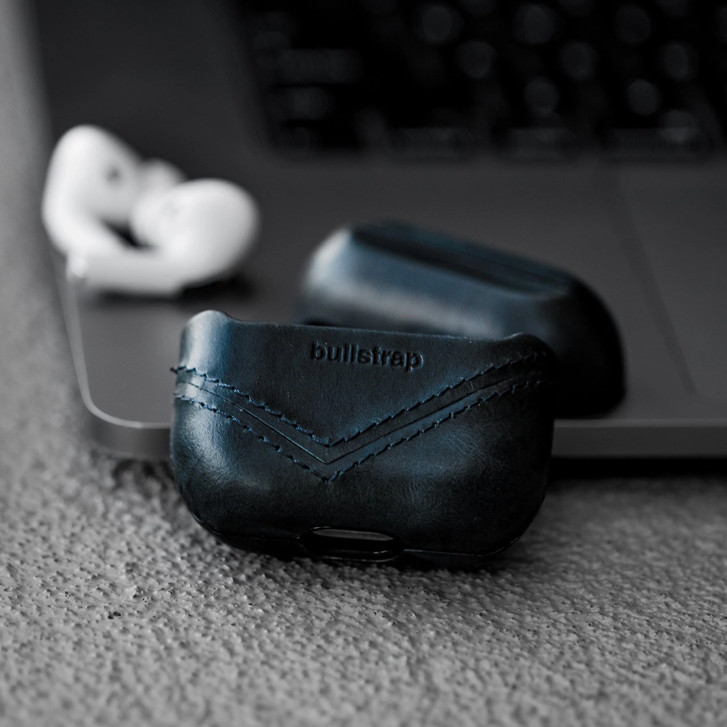 Leather AirPods Cases - OCEAN - Image 13