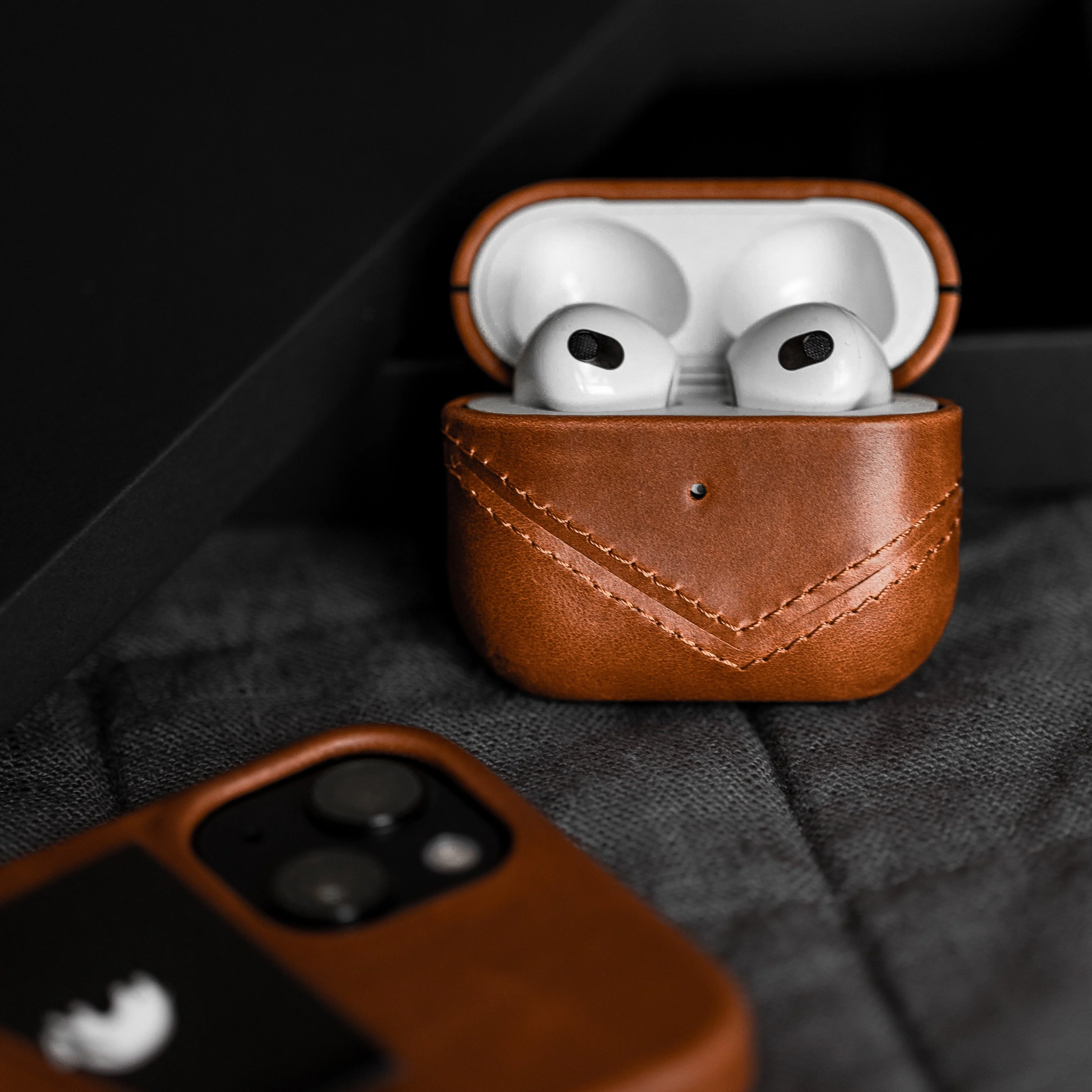 Leather AirPods Cases - SIENNA - Image 15