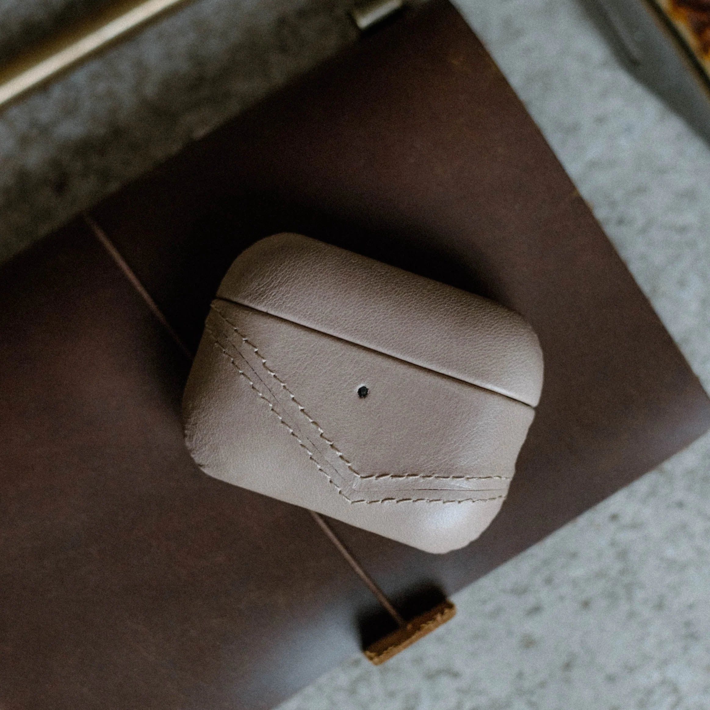 Leather AirPods Cases - DUNE - Image 4