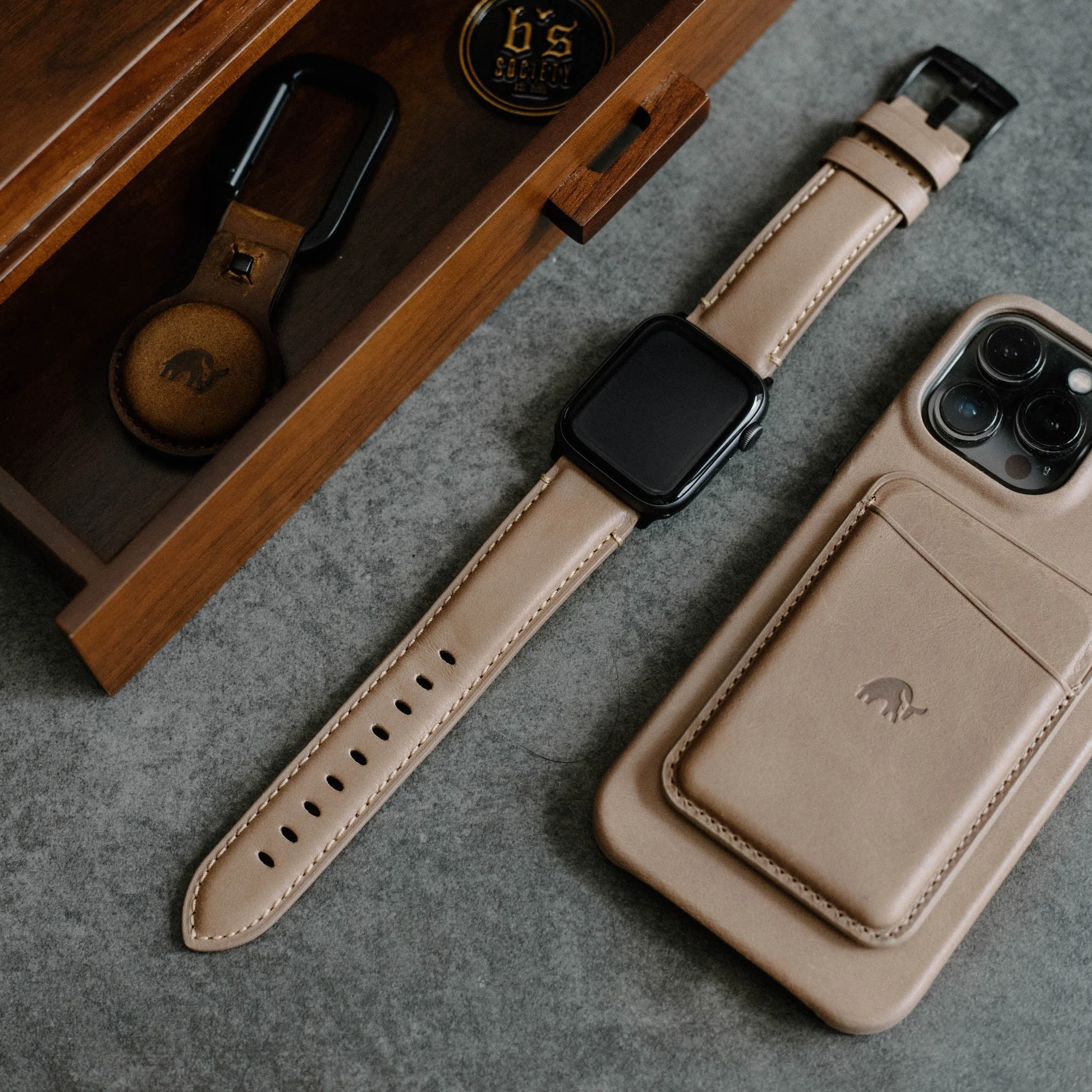 Leather Apple Watch Strap - Dune - Image 3