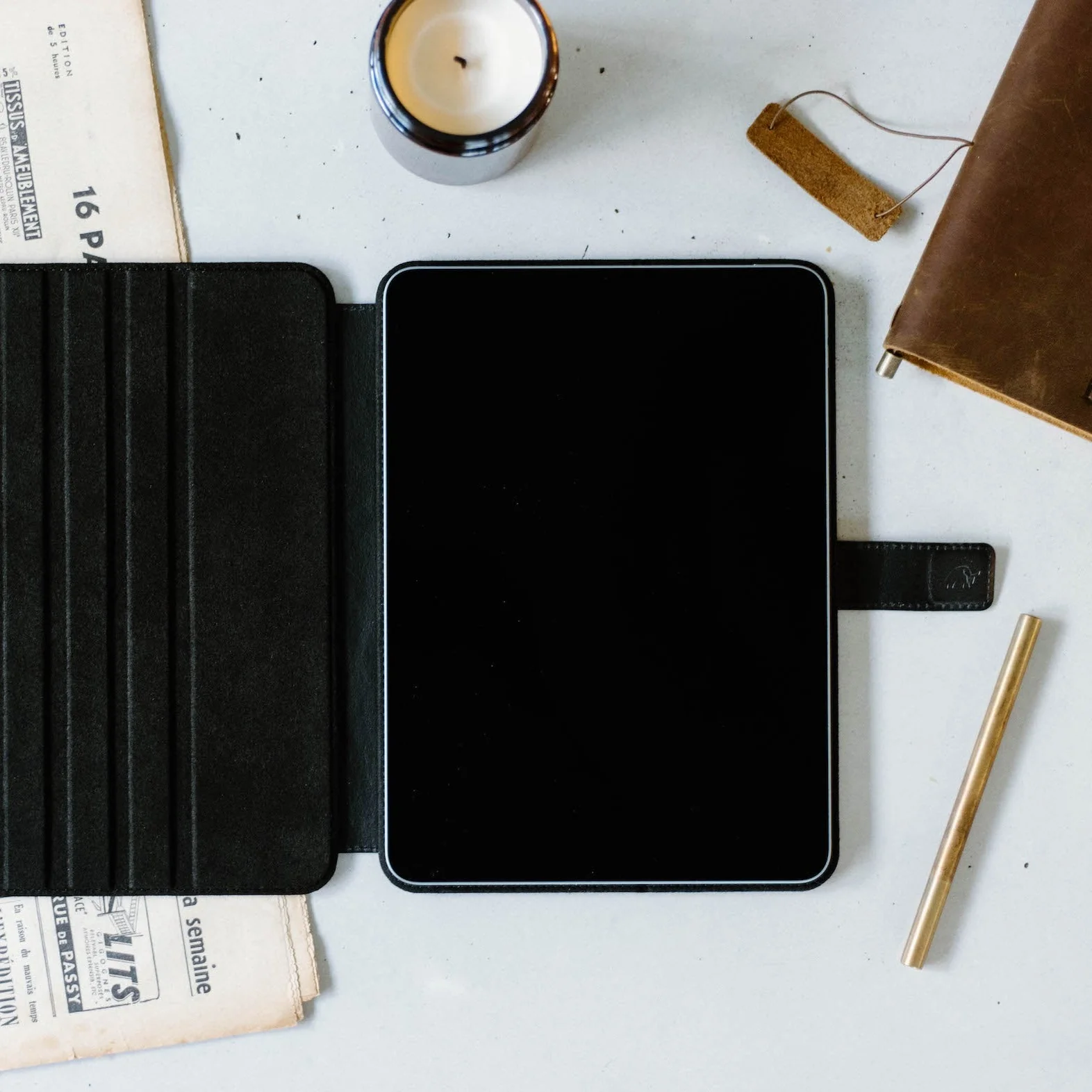 Leather iPad Case - Black - Image 3
