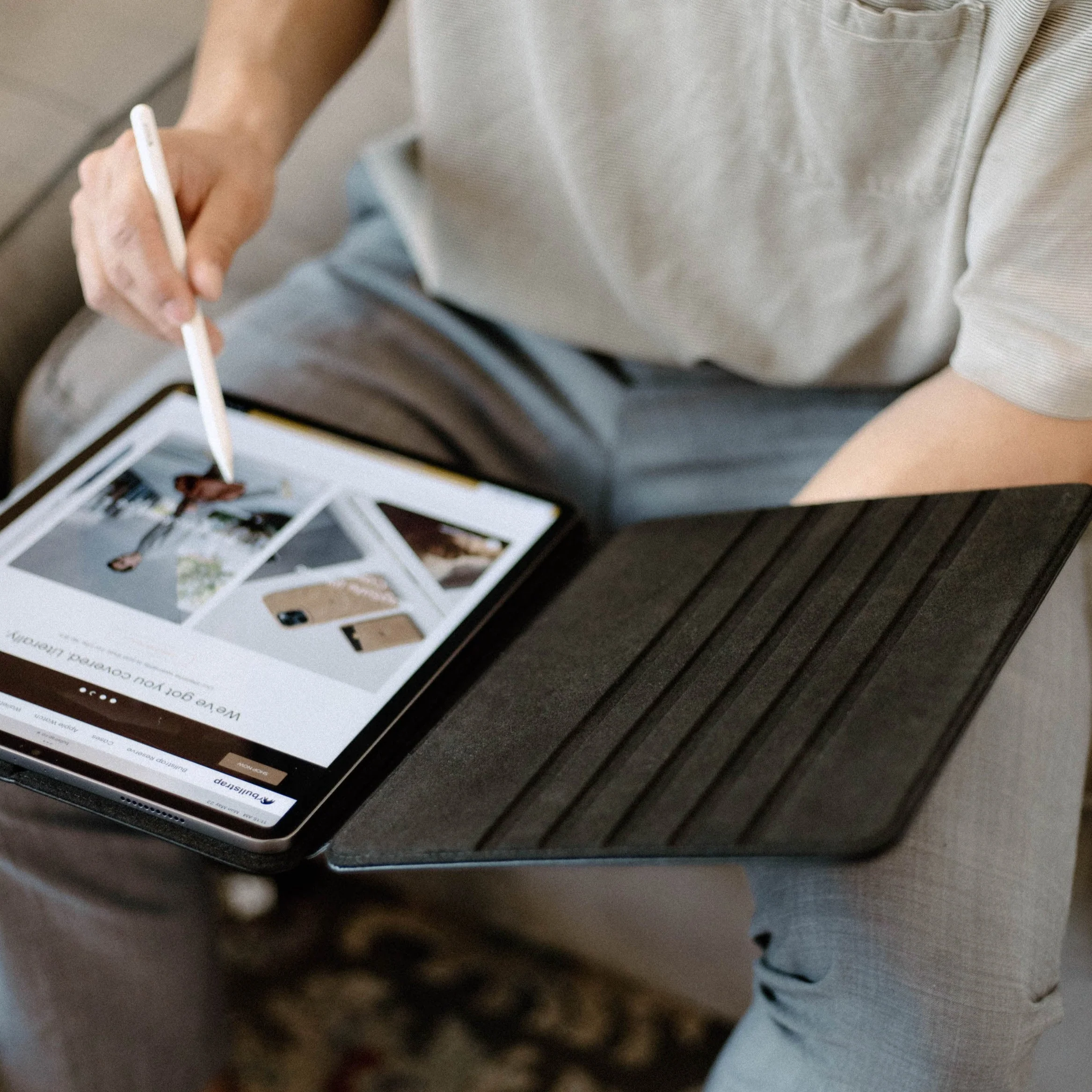 Leather iPad Case - Black - Image 7