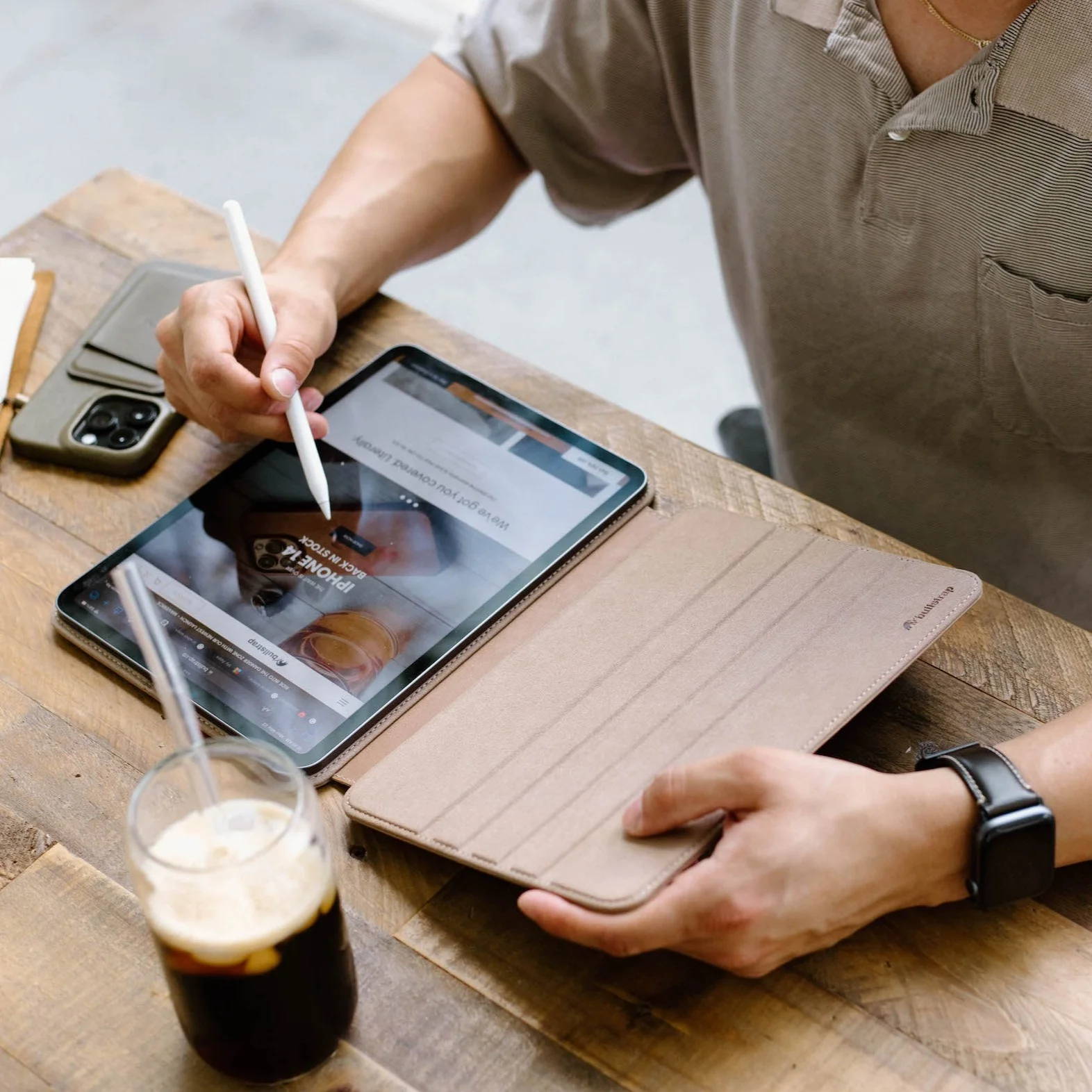 Leather iPad Case - Dune - Image 5