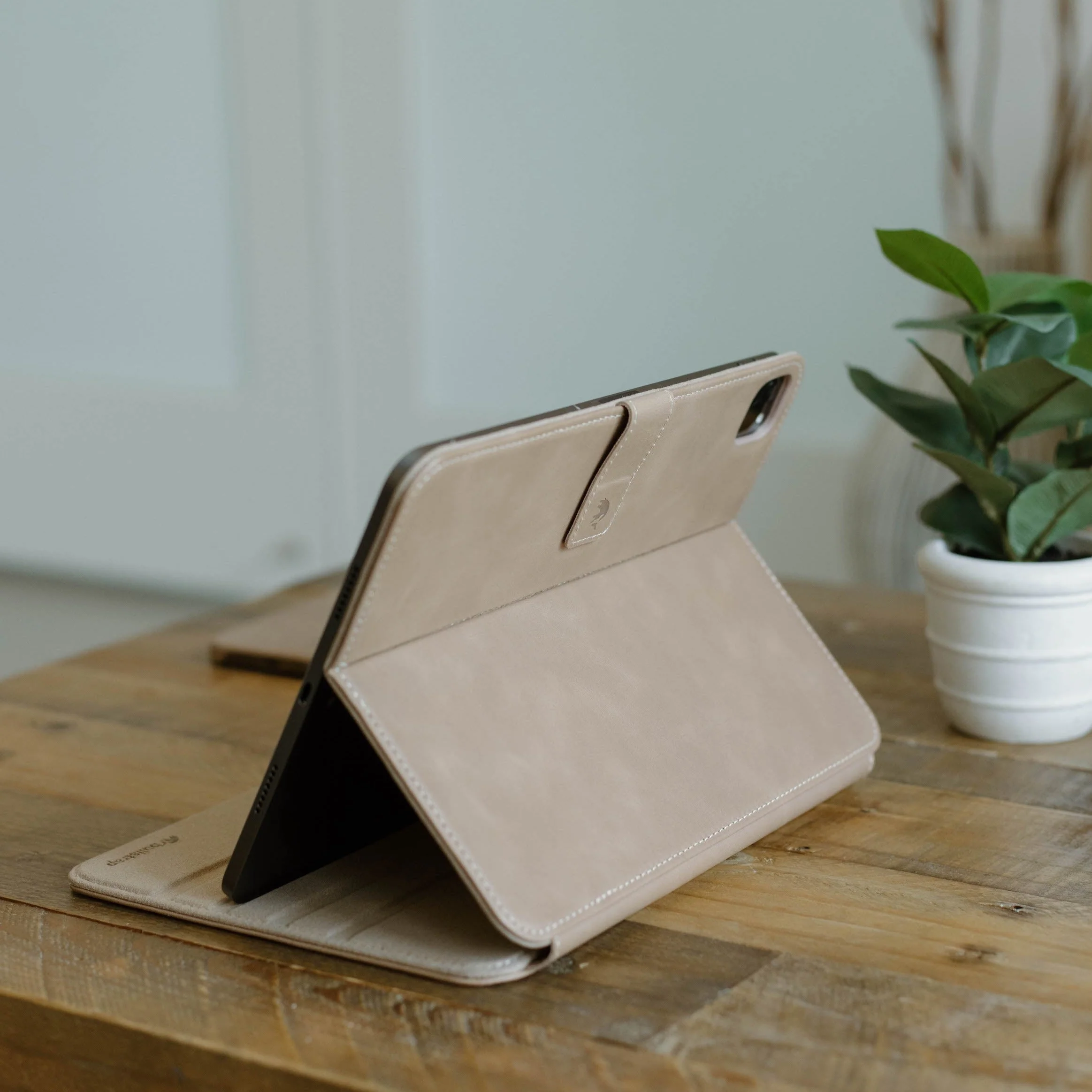 Leather iPad Case - Dune - Image 7