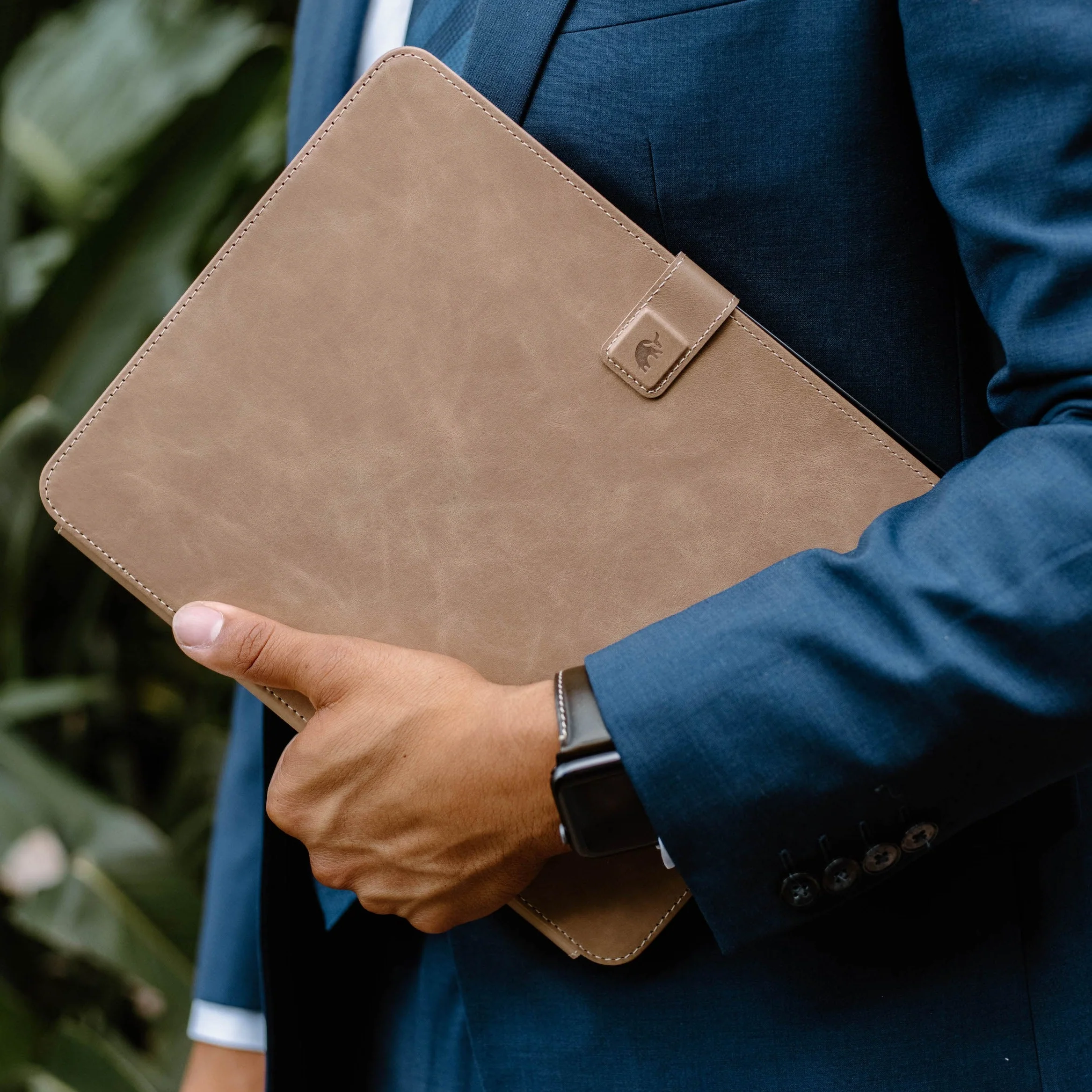 Leather iPad Case - Dune - Image 8