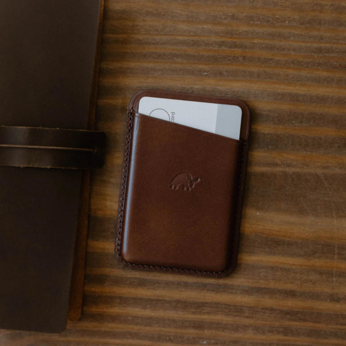 Leather Magnetic Wallet - Terra - Image 6
