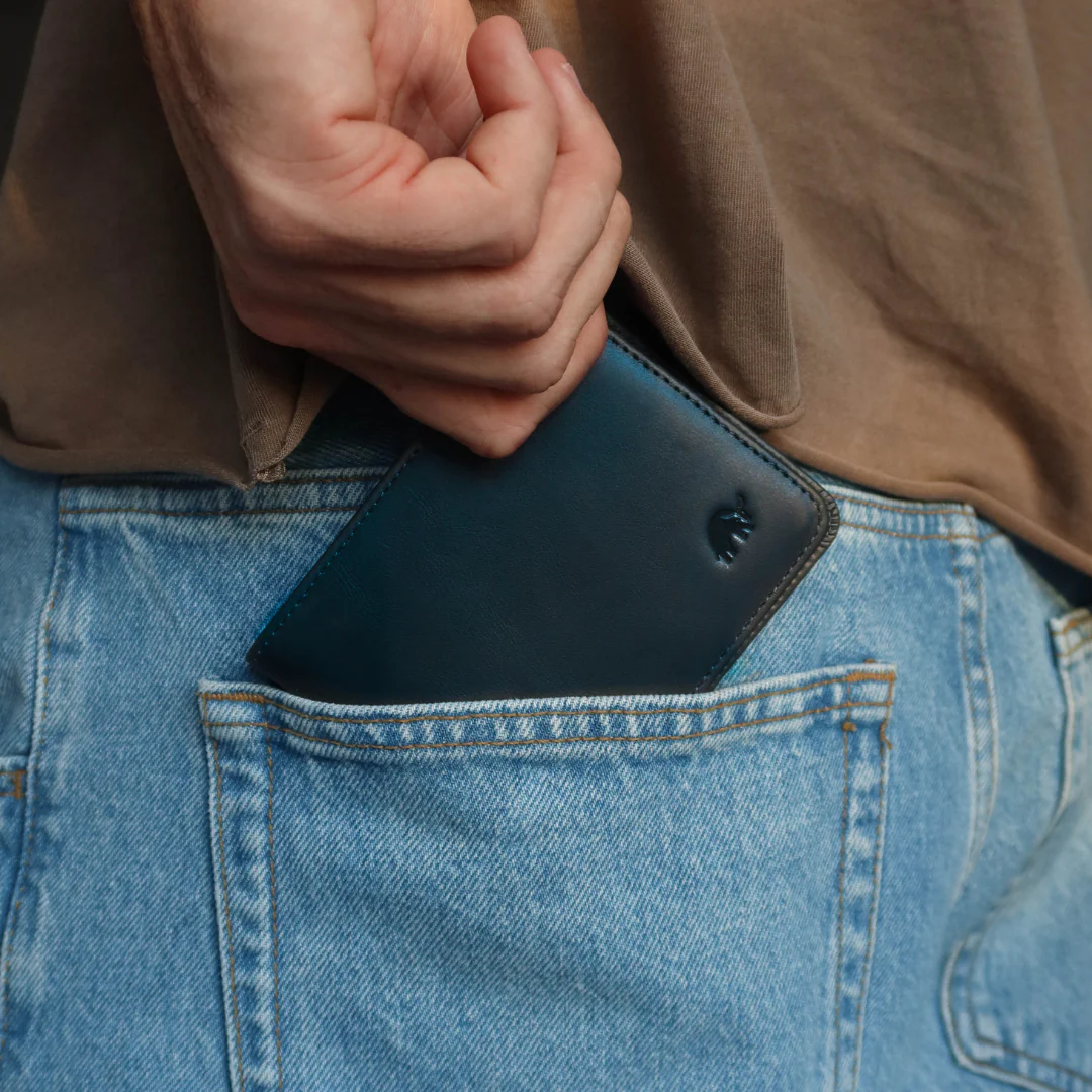 Leather Nav Bifold Wallet - OCEAN - Image 9