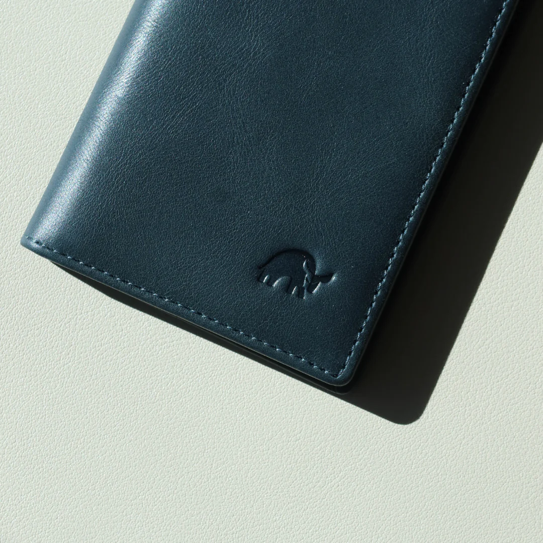 Leather Nav Messenger Wallet - OCEAN - Image 6
