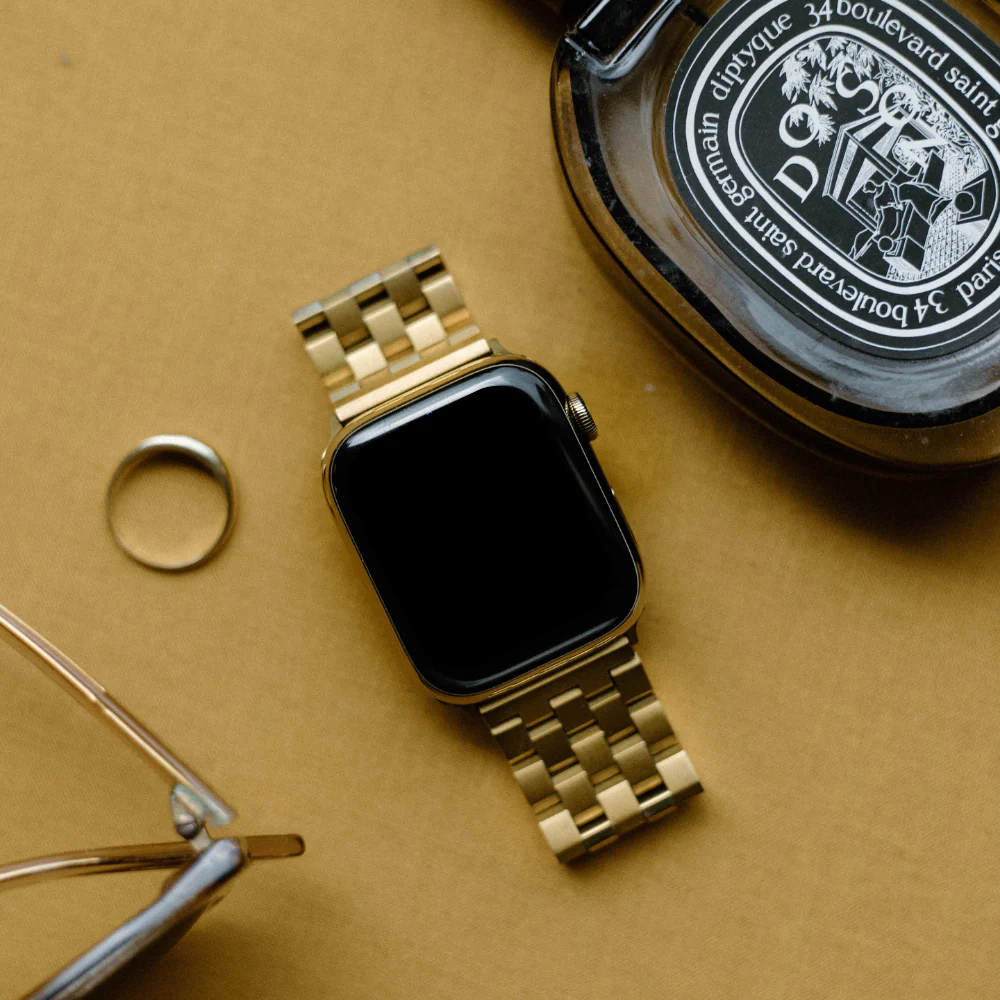METAL Apple Watch Strap - Gold - Image 5