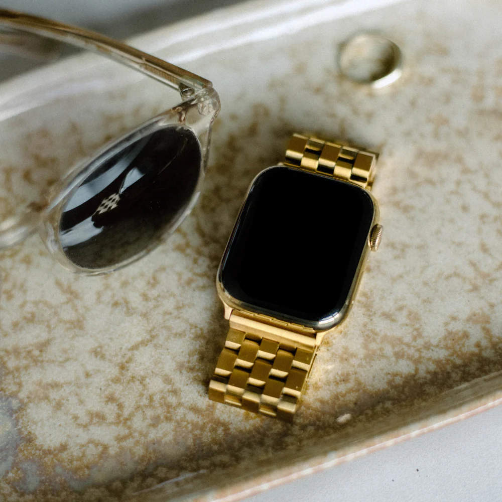 METAL Apple Watch Strap - Gold - Image 8