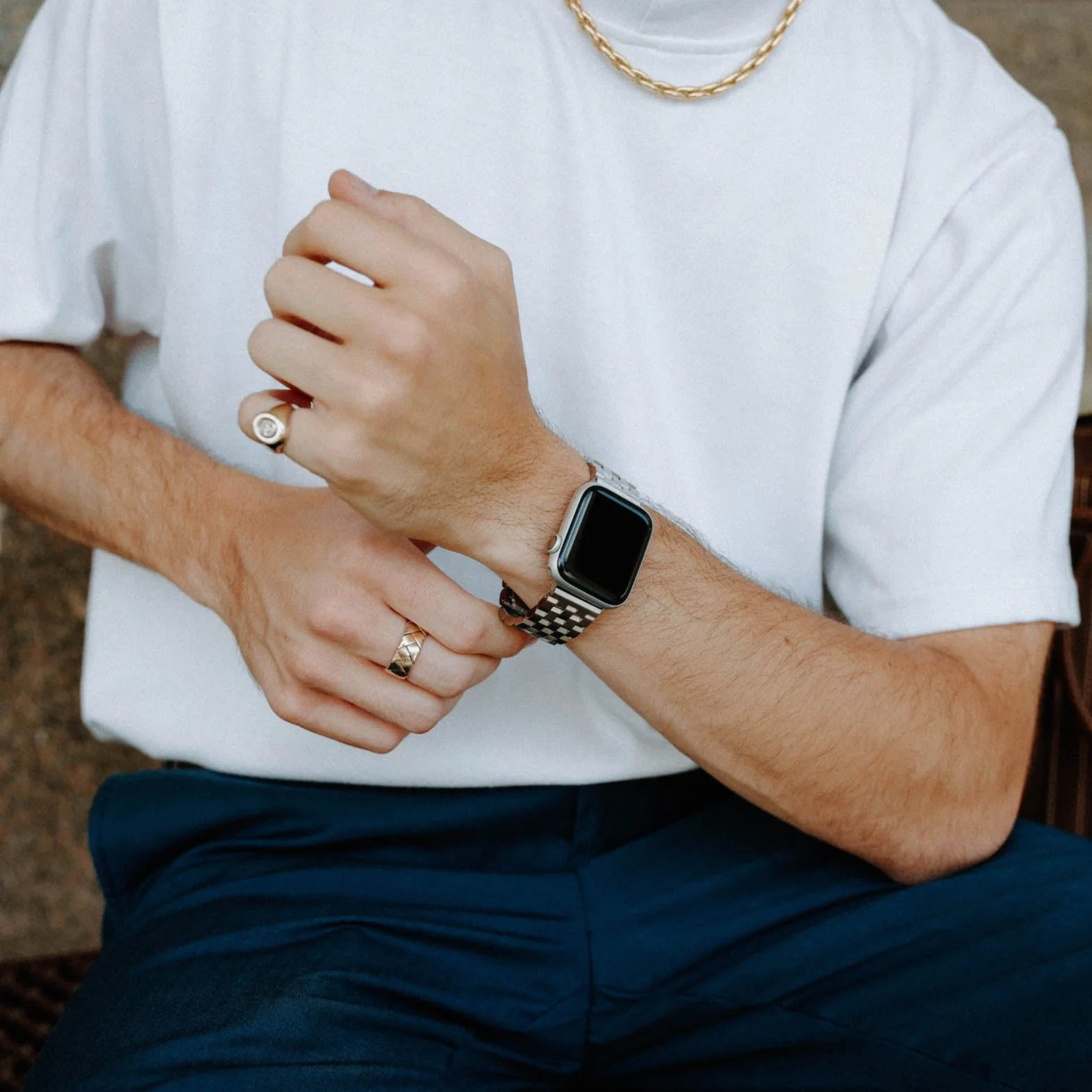 METAL Apple Watch Strap - Silver - Image 11