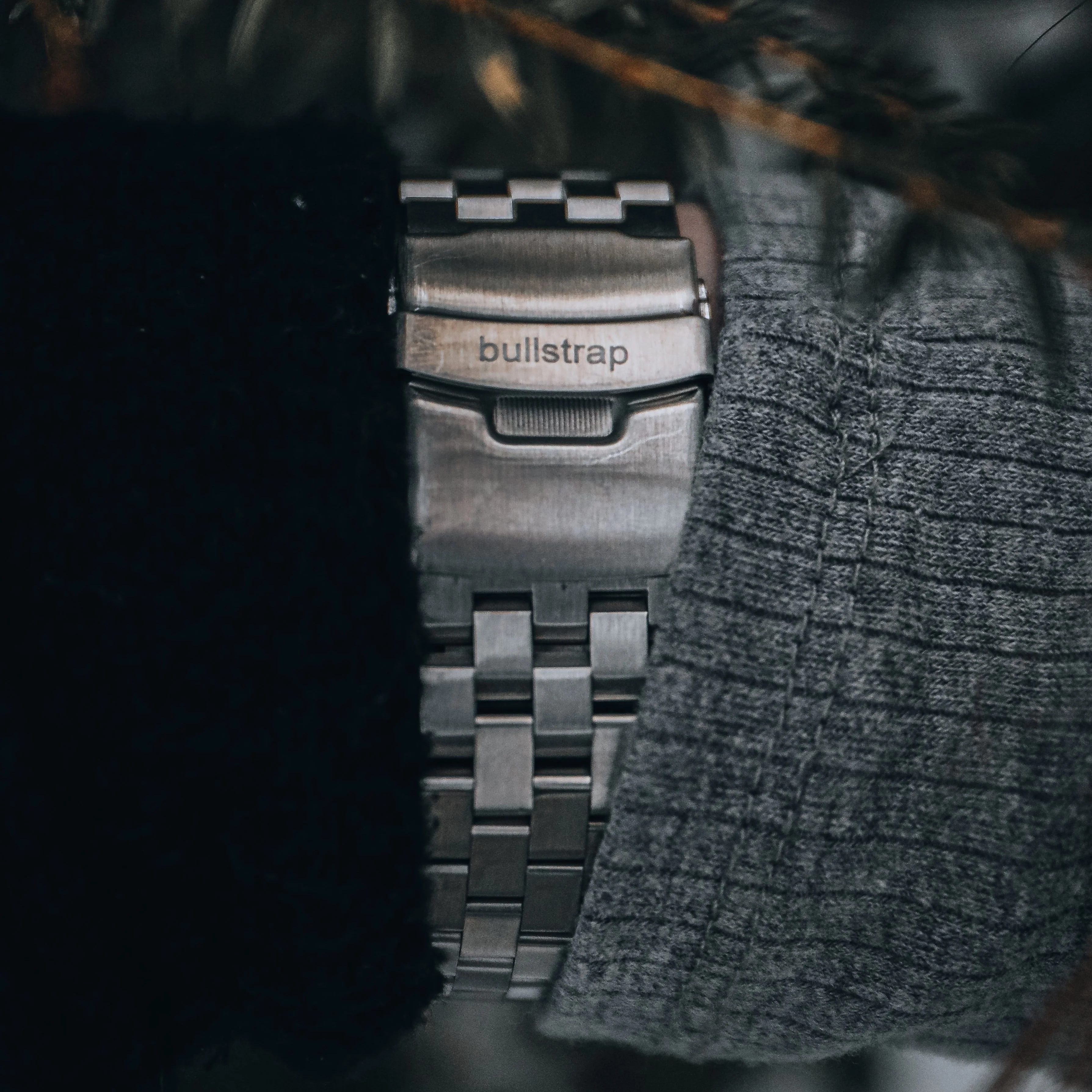 METAL Apple Watch Strap - Silver - Image 17