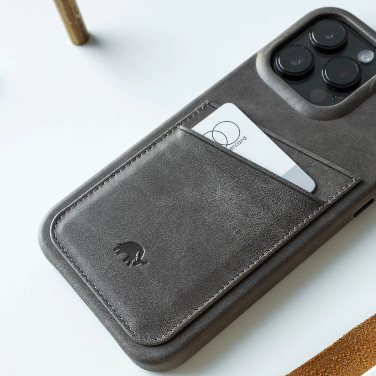 The Minimalist Portfolio Case - SLATE - Image 7