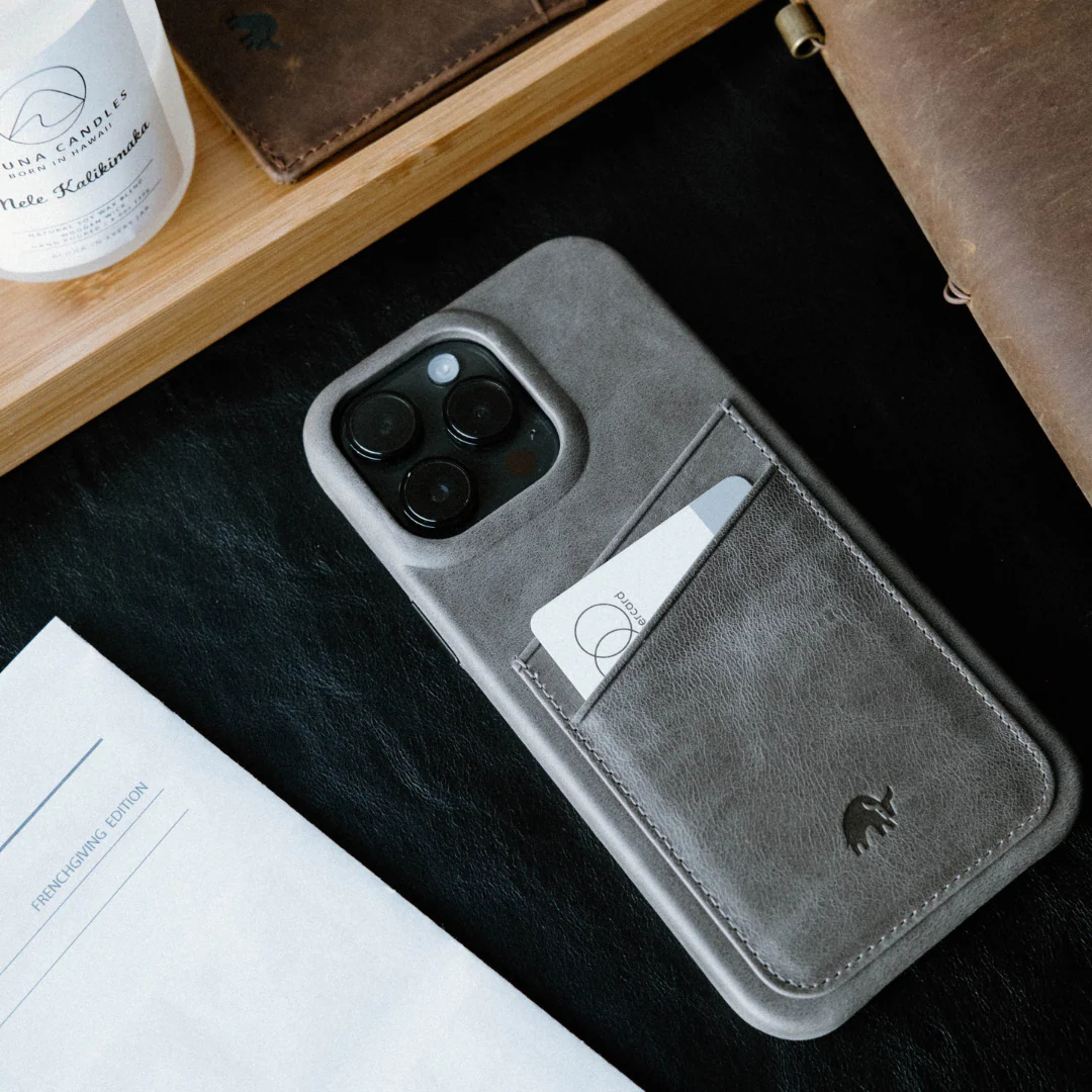 The Minimalist Portfolio Case - SLATE - Image 9