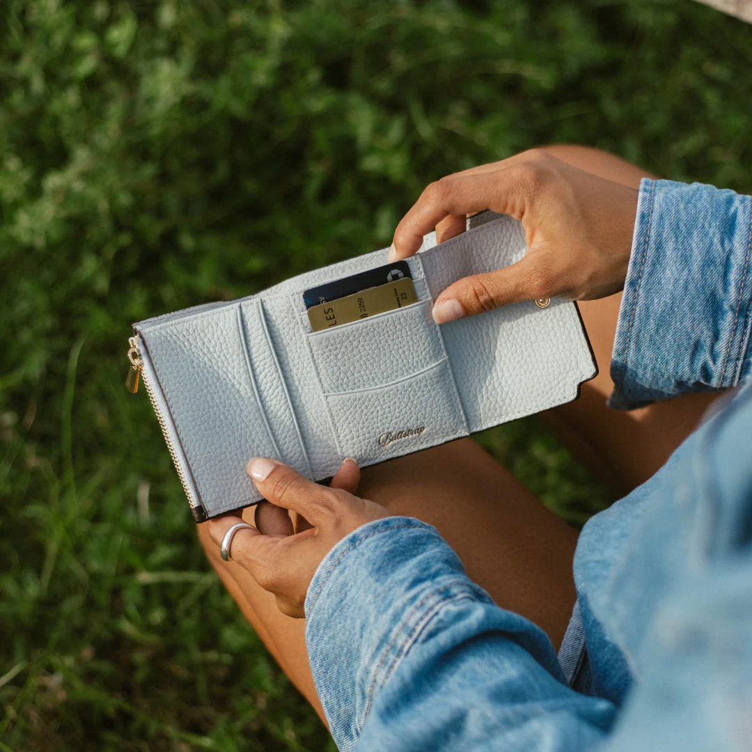 The Haven Trackable Wallet  - Bluebelle - Image 13