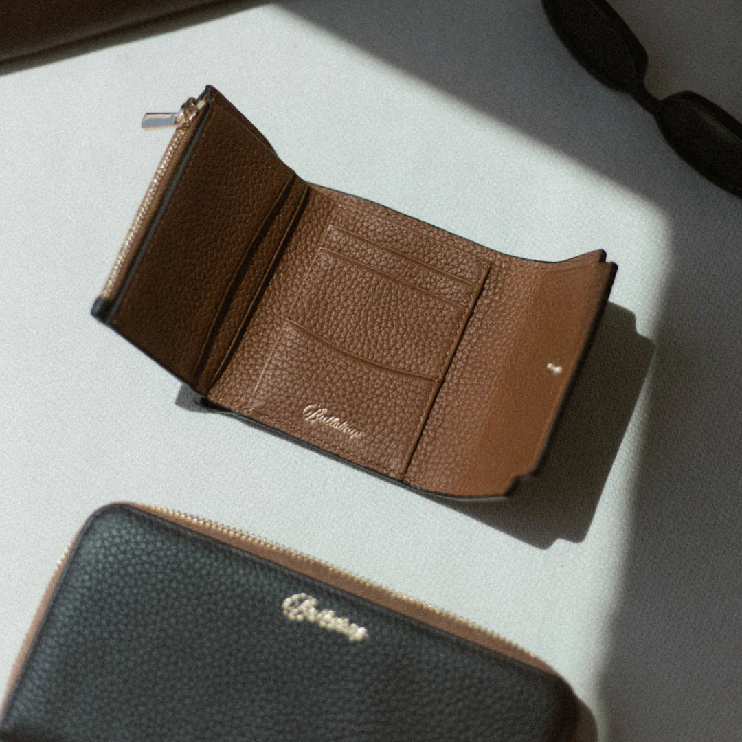The Haven Trackable Wallet  - Saddle - Image 3
