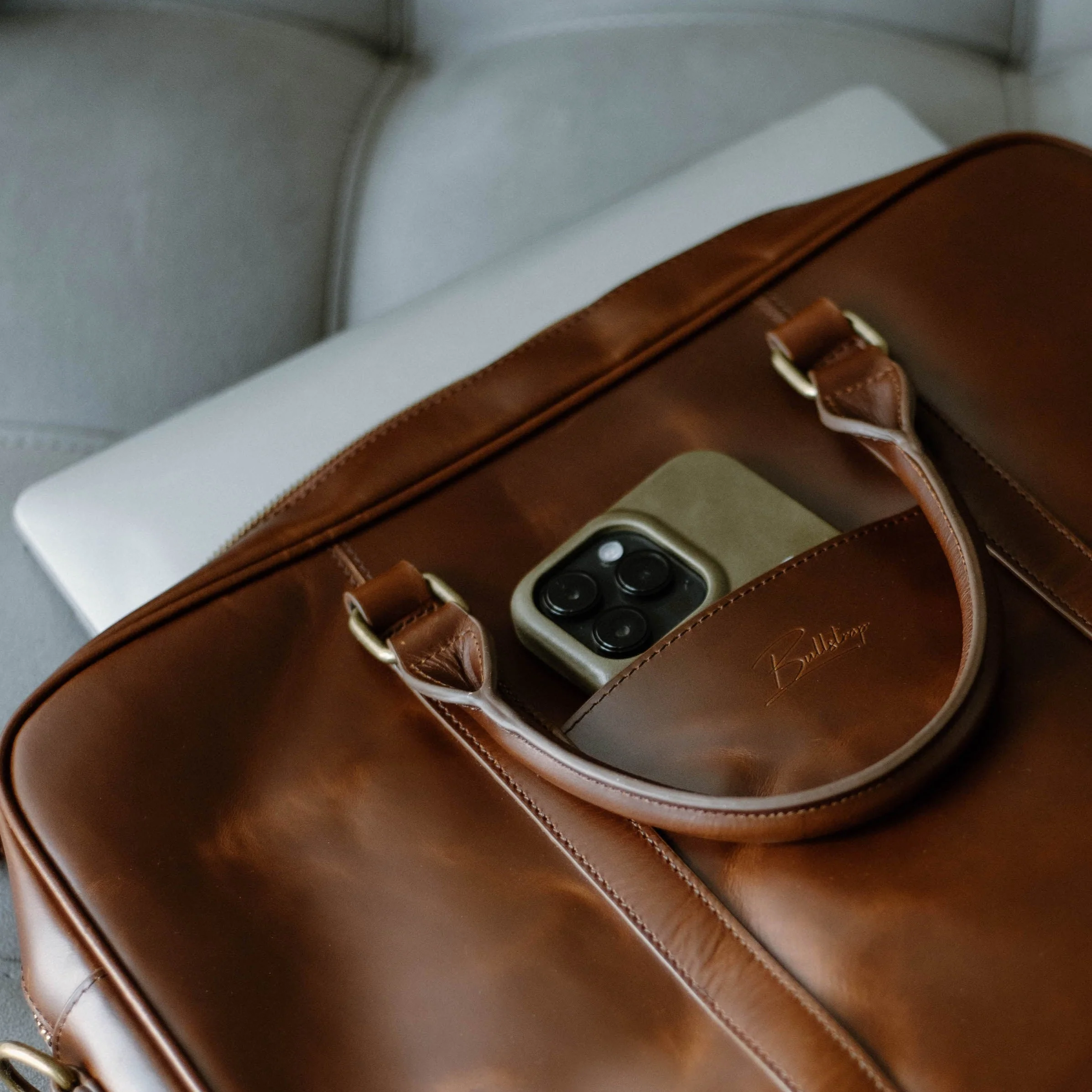 The Minimalist Case | MAVERICK - Image 13
