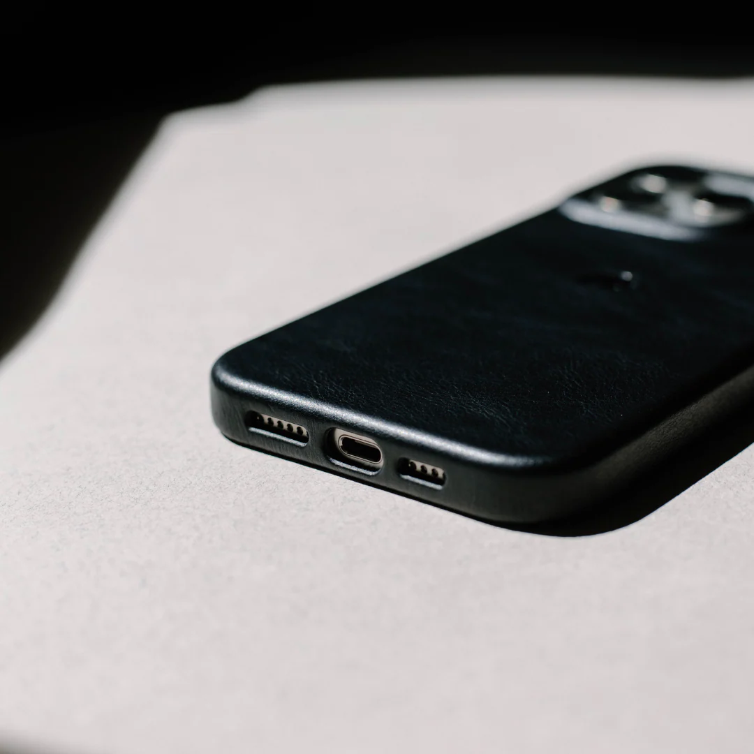 The New Contemporary Case - BLACK EDITION - Image 11