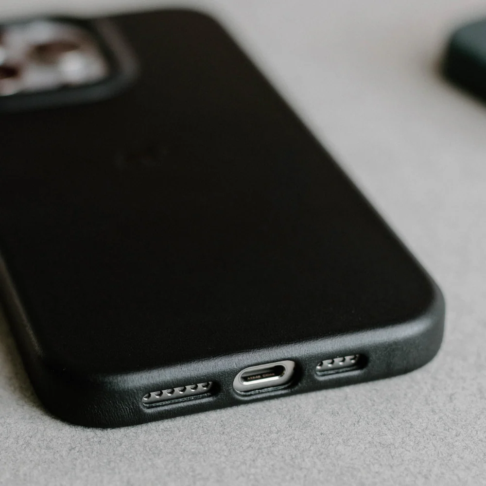 The New Contemporary Case - BLACK EDITION - Image 8